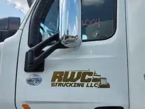 Used 2020 Peterbilt 579 Door (Stock #P-507910)) Part Image