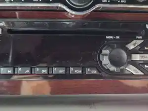 Used 2020 Western Star 5700 Radio (Stock #P-494477)) Part Image