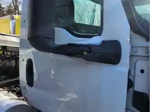 Used 2021 International RH613 Door (Stock #P-95858)) Part Image