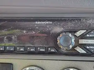 Used 2021 Kenworth T370 Radio (Stock #P-493356)) Part Image
