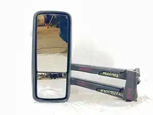 Used 2021 Kenworth T680 Side View Mirror (Stock #P-100701)) Part Image