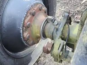 Used 2021 STUD PILOT Hub (Stock #P-112312)) Part Image