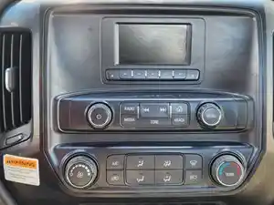 Used 2022 Chevrolet Silverado 5500HD Radio (Stock #P-504713)) Part Image