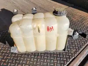 Used 2022 Ford F-750 Radiator Overflow Bottle (Stock #P-504844)) Part Image