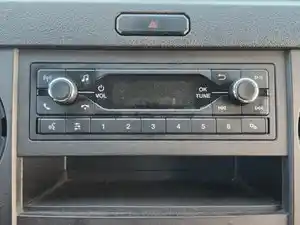 Used 2022 Ford F-750 Radio (Stock #P-504882)) Part Image