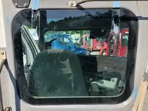 Used 2022 Freightliner Cascadia 126 Back Window (Stock #P-503694)) Part Image