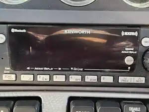 Used 2022 Kenworth T880 Radio (Stock #P-500513)) Part Image