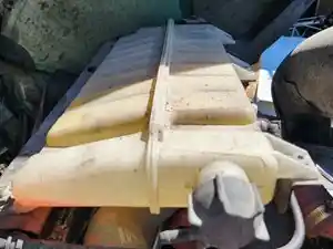 Used 2022 Mack Anthem Radiator Overflow Bottle (Stock #P-101847)) Part Image