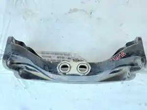 Used 2022 Peterbilt 579 Engine Mount Image