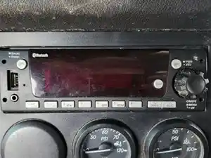 Used 2023 Freightliner Cascadia 126 Radio (Stock #P-503863)) Part Image
