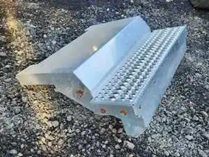 Used 2023 Kenworth T280 Battery Box Cover (Stock #P-113125)) Part Image