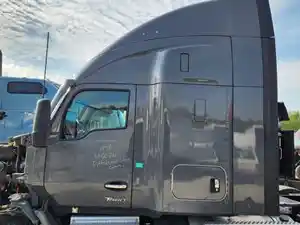 Used 2023 Kenworth T680 Cab (Stock #P-502644)) Part Image