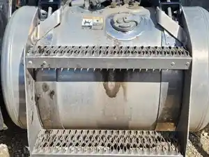 Used 2023 Peterbilt 567 Fuel Tank Step (Stock #P-500287)) Part Image