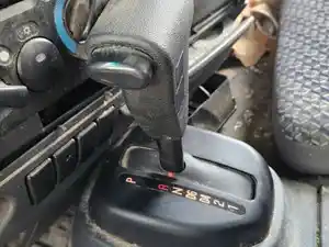 Used 2024 GM/Chev (HD) 6L90 Automatic Shifter Assy (Stock #P-503469)) Part Image