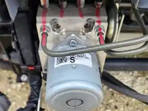 Used 2024 Isuzu NPR ABS Brake Pump (Stock #P-503455)) Part Image
