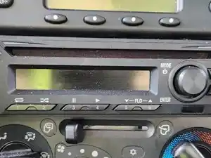 Used 2024 Isuzu NRR Radio (Stock #P-492551)) Part Image