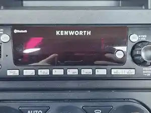 Used 2024 Kenworth T480 Radio (Stock #P-498639)) Part Image