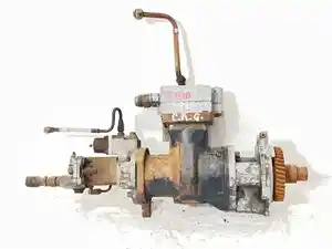 Used Cummins ISM Air Compressor (Stock #P-99807)) Part Image