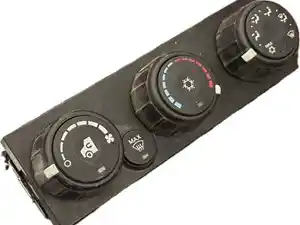 Used Heater/AC Control Assy (Stock #P-499370)) Part Image