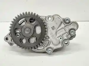 Used Mercedes OM936 Oil Pump (Stock #P-69921)) Part Image