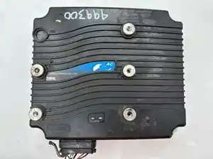 Used Vehicle ECM (Stock #P-499300)) Part Image