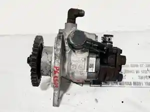 Used Volvo D13 Steering Pump (Stock #P-85567)) Part Image