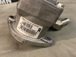 Used 2010 Cummins ISX Steering Pump (Stock #SV-67-24)) Part Image