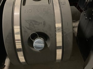 Used 2016 Kenworth T680 DEF Tank (Stock #SV-138-8)) Part Image