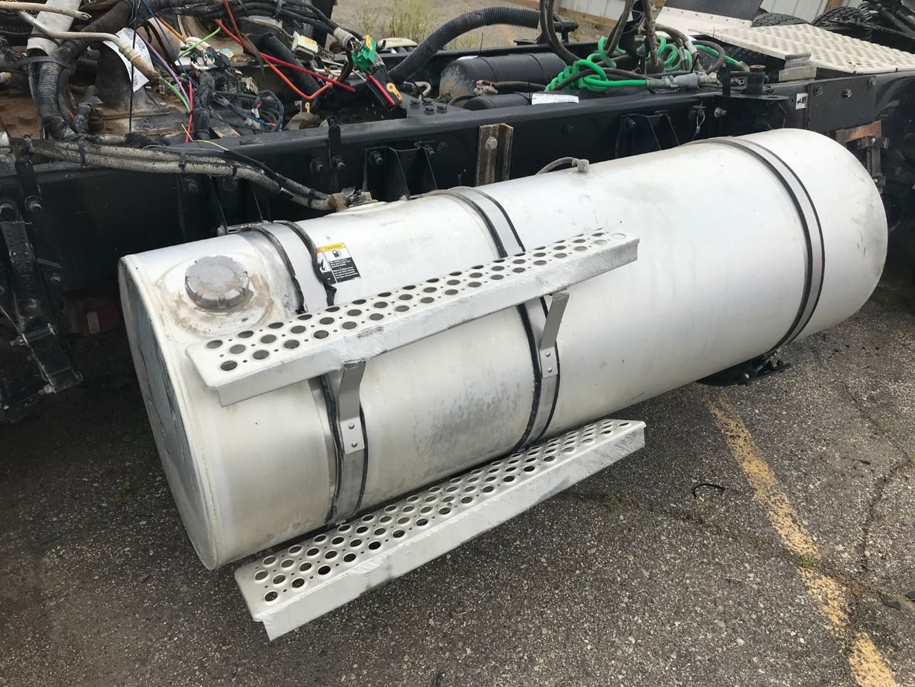 Used 2016 Kenworth T880 Fuel Tank for sale Glencoe Minnesota United