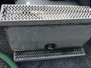 Used 2016 Peterbilt 579 Tool Box (Stock #SV-107-13)) Part Image