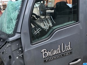Used 2018 Kenworth T680 Door (Stock #SV-126-16)) Part Image