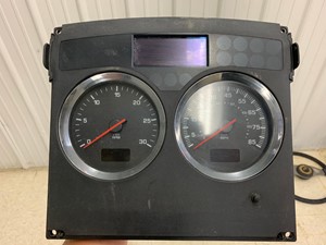 Used Kenworth T660 Instrument Cluster Image