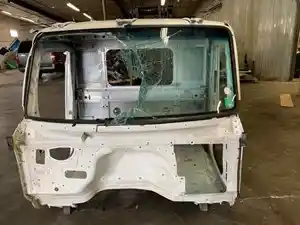 Used 2018 Peterbilt 567 Cab (Stock #P-578)) Part Image