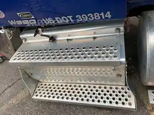 Used 2020 Kenworth W990 Battery Box (Stock #SV-179-21)) Part Image