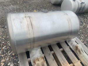 Used 2021 Peterbilt 389 Fuel Tank (Stock #517)) Part Image