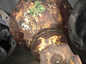 Used Meritor/Rockwell SQHD Rear Rear (Tandem Rear or Single) (Stock #51C)) Part Image