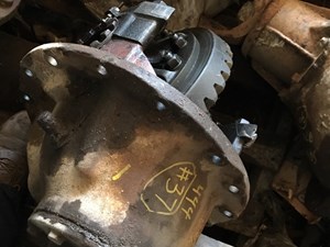 Used Meritor/Rockwell SQHD Rear Rear (Tandem Rear or Single) (Stock #37T)) Part Image