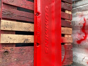 Used Cummins ISX Valve Cover (Stock #P-4774)) Part Image