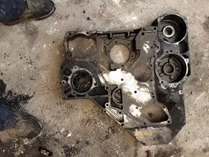 Used Cummins M11 Front Cover (Stock #P-10904)) Part Image
