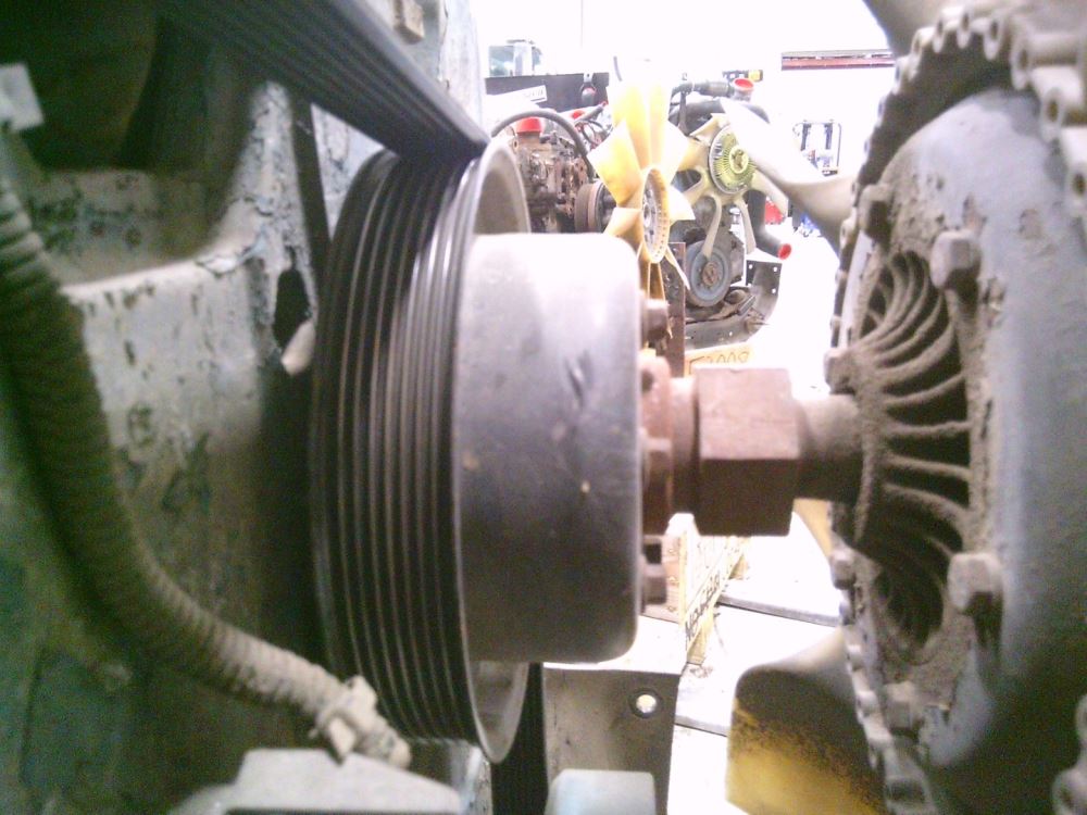 Used 2001 International DT466 Fan Clutch/Hub for sale Big lake