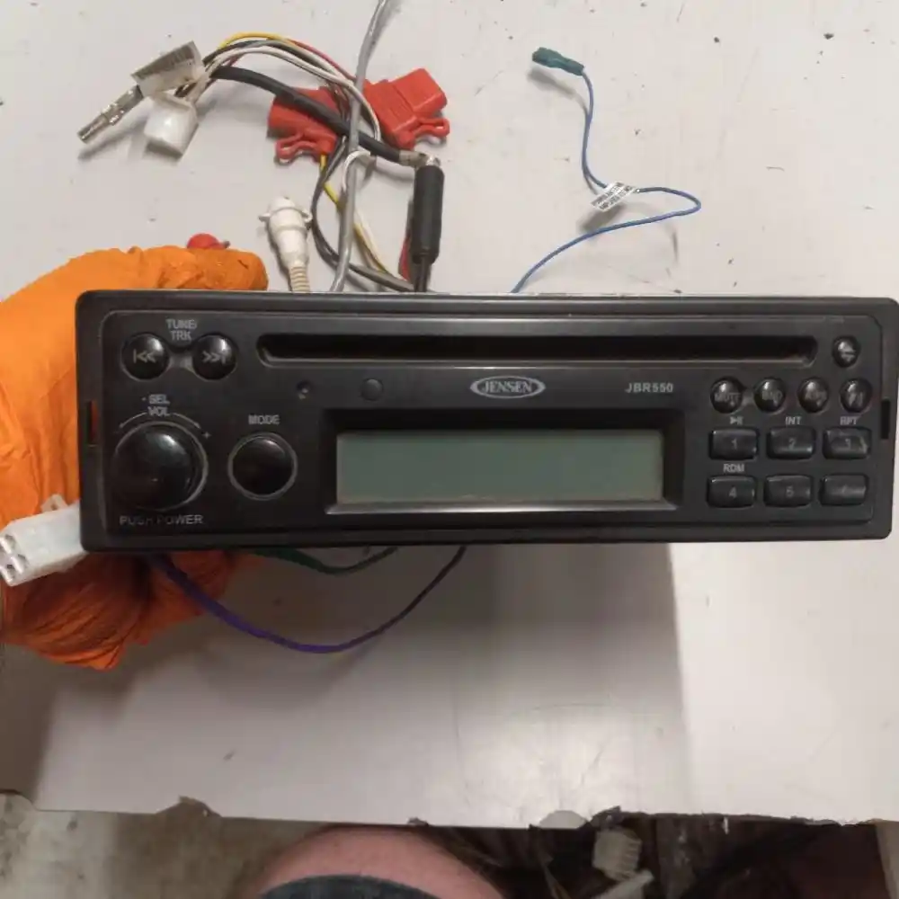Used UNIVERSAL UNIVERSAL Radio for sale Big lake Minnesota United