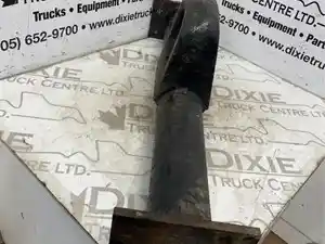 Used International 5600I Tow Hook (Stock #INT03-3191-TOWHITCH)) Part Image
