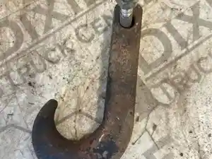 Used International 9400 Tow Hook (Stock #INT-3822-TOWHOOK)) Part Image
