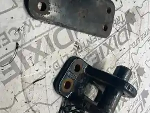 Used Kenworth T800 Tow Hook (Stock #KEN09-3821-TOWHOOK)) Part Image