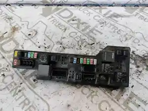 Used Mack Fuse Box (Stock #MAC-5562-FUSEBX)) Part Image