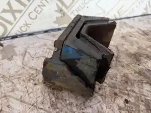 Used Engine Mount (Stock #INT-5886-ENGMNT)) Part Image