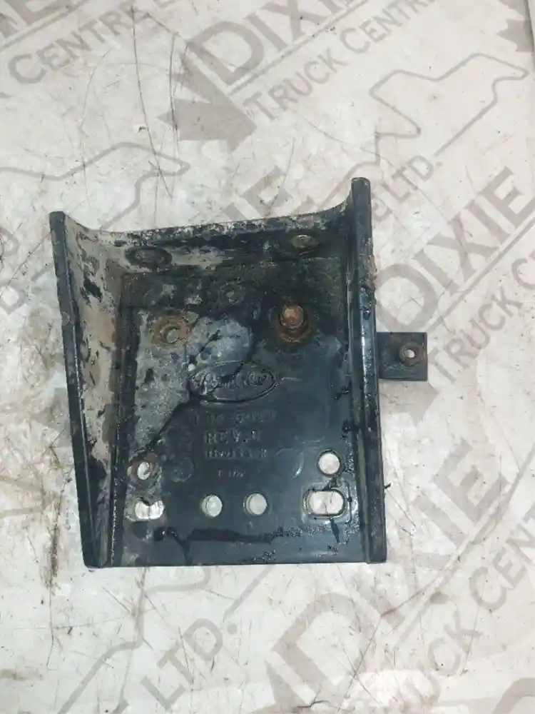 Used Peterbilt Bumper for sale Lakefield Ontario Canada Bumpers