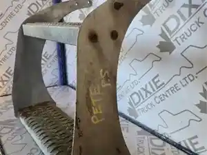 Used Peterbilt Step (Stock #PET-4997-STP/PS/RH)) Part Image