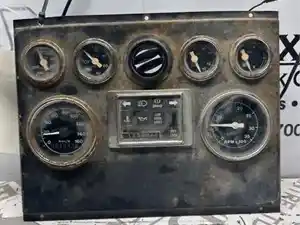 Used 1987 Ford LTL9000 Instrument Cluster (Stock #FOR87-3980-CLSTR)) Part Image