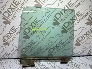 Used Windshield Glass Image